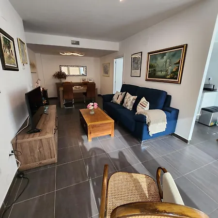 Rd Vii Luxury Mediterranean Apartment *