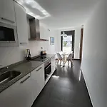 Rd Vii Luxury Mediterranean 아파트